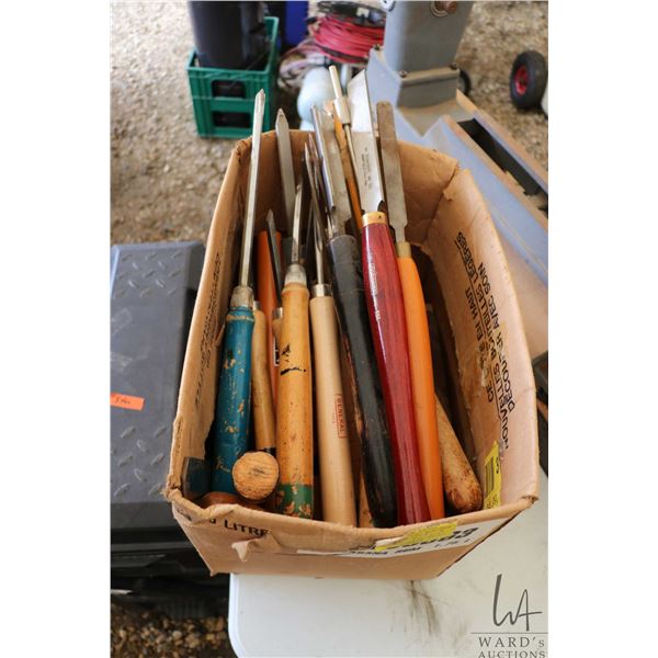 Large assortment of lathe tools
