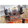 Image 3 : 3 power tools including Black and Decker 5 in bench grinder, unmarked 1/2 in drill and a Mastercraft