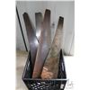 Image 1 : Selection of vintage hand saws