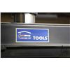Image 4 : House of tools milling machine w/23in x 7.5in bed plus accessories including vice, dial indicators, 