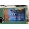 Image 10 : House of tools metal turning lathe model ML-918 approx. 16in between centers w/screw cutting gear bo