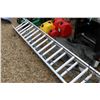 Image 3 : Werner 28ft 250 pound aluminum extension ladder