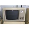 Image 4 : Vintage 1980s Apple III personal computer with Apple Monitor III by Appple Computer. See photos for 