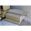 Image 1 : Vintage 1980s Apple IIGS 16-bit computer with keyboard. Untested at time of cataloguing