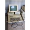 Image 1 : Vintage 1980s Apple IIE with two Apple Disk drives and Apple Monitor. See photos for internals , unt