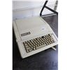 Image 1 : Vintage 1980s Apple IIE. See photos for internals , untested at time of cataloguing