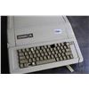 Image 2 : Vintage 1980s Apple IIE. See photos for internals , untested at time of cataloguing