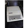 Image 1 : Vintage 1980s Apple IIE. See photos for internals , untested at time of cataloguing
