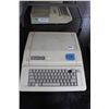 Image 1 : Vintage 1980s Apple IIE. See photos for internals , untested at time of cataloguing