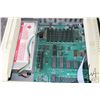 Image 3 : Vintage 1980s Apple IIE. See photos for internals , untested at time of cataloguing