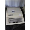 Image 1 : Vintage 1980s Apple IIE. See photos for internals , untested at time of cataloguing
