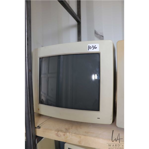 Vintage AppleColor High-Resolution RGB Monitor. Untested at time of cataloguing