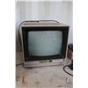 Image 5 : Vintage Commodore 64 with power supply & original box. Commodore Video Monitor model 1702 (case dama