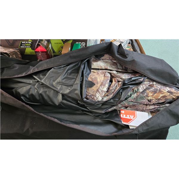 Ameristep hub-style ground blind with carry case