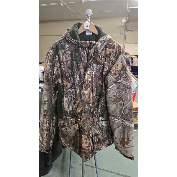 Mens Yukon Gear sent factor lined jacket with tie up hood