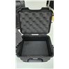 Image 3 : 2 Nanuk cases including a 915 interior cut for specific specific items and a 904 uncut interior