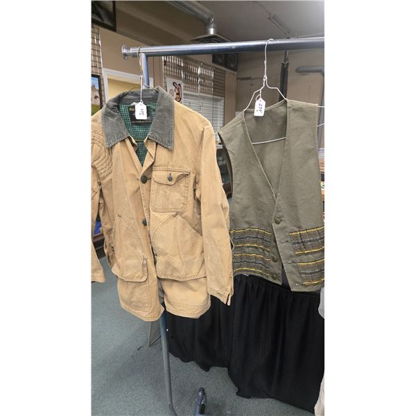 2 vintage pieces of hunting clothing including half lined sears mens medium canvas jacket and a poss