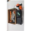 Image 1 : Lyman D-7 reloading scale in original box, Peltor ear protection, 2 slide rulers, 2 browning box cam