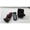 Image 1 : Redfield Raider 600 range finder, mini Phantom digital animal call and an Outdoor Edge skinning knif