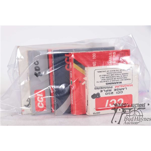 Selection of primers including 200 count CCI #250 large magnum rifle, 100 count Federal small pistol