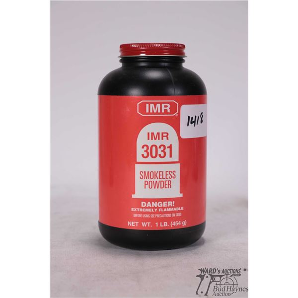 Over full 1lb container of IMR 3031 gunpowder. Total weight 725 g