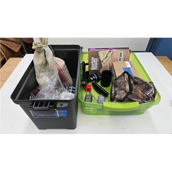 Selection of gun miscellaneous including ammo box with spend shot shells and a bag of 7 1/2 shot, No