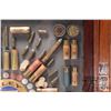 Image 5 : Antique Eley ammunition display of shot shells, rifle ammo and hand gun ammo, in shadowbox display i