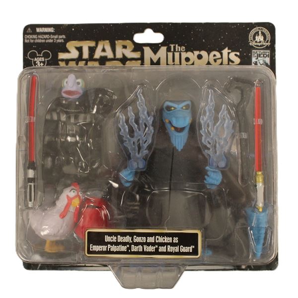 A Star Wars The Muppets Uncle Deadly, Gonzo and Chicken Action Figures.