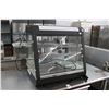 Image 1 : Countertop 20" Heated Merchandiser - Rear Door Broken