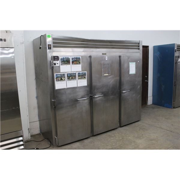 Traulsen SS  3-Dr. Rack Roll In Ref  (36 Degrees)