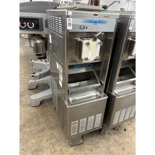 Taylor  441-27  Single Soft Serve Machine
