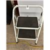 Image 1 : White 2 Step Stool