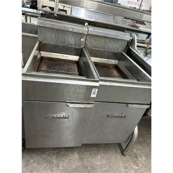 2-Imperial Gas Rolling Deep Fryer Large Cap. - 2 X $