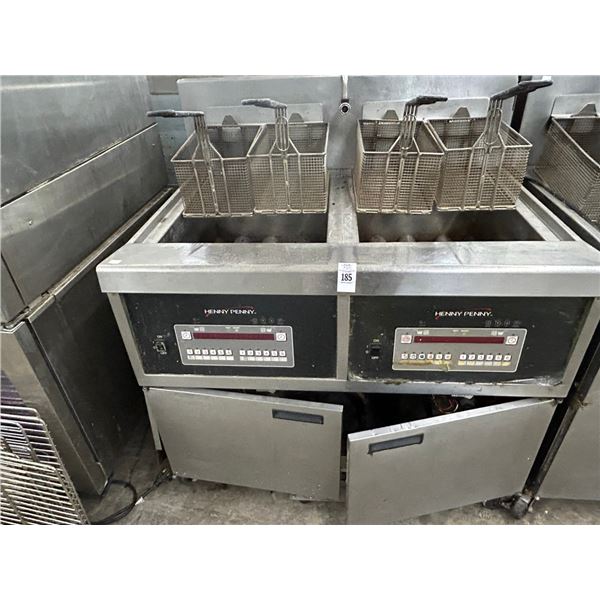 Henny Penny Gas Double Deep Fryer w/Digital R/O