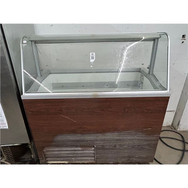 Hussmann 4'  Frozen Treat Merchandiser