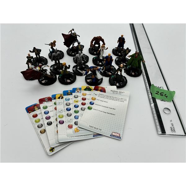 Lot of 16 Heroclix Marvel Super Heroes figures & cards collectibles (Inc.Thor, Marvel Boy, Owl, Blad