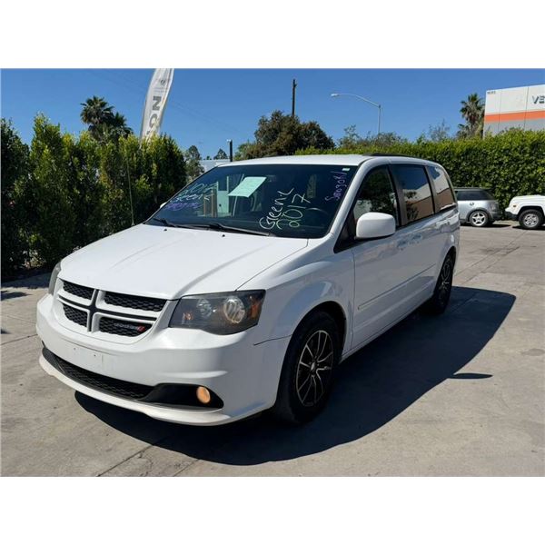 DODG GD CARAVAN  2017 O/S-T SMOG-2 DAYS