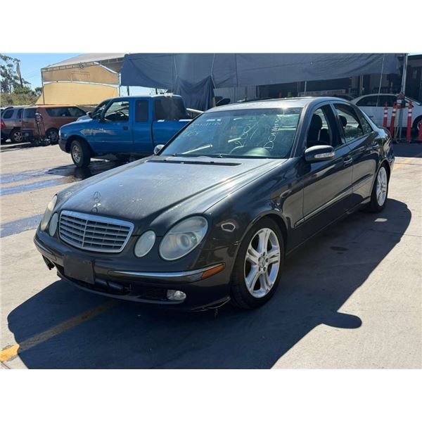 MERZ E500 2004 O/S T-DON