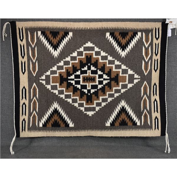 NAVAJO TEXTILE (JULIA PETE)