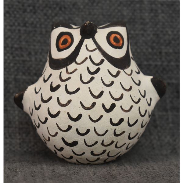 ACOMA POTTERY OWL (JOYCE)