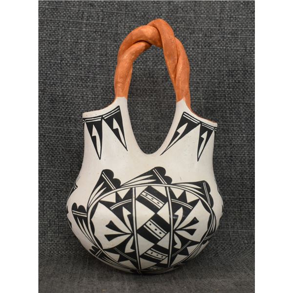 ACOMA POTTERY WEDDING VASE (JUNE PINO)