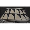 Image 10 : ACOMA POTTERY VASE (EVENING STAR)