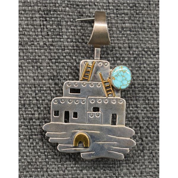 NAVAJO PENDANT (JB)