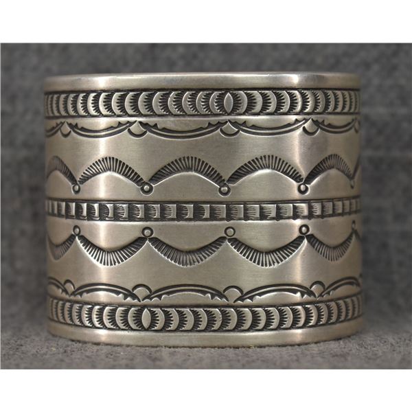 NAVAJO BRACELET (R. CHEE)