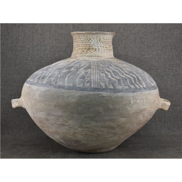 ANASAZI POTTERY OLLA