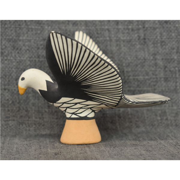 ACOMA POTTERY EAGLE (J.E.)