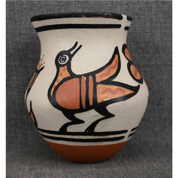SANTO DOMINGO POTTERY OLLA (ROSE PACHECO)