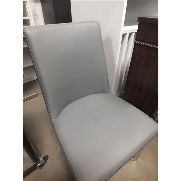 6 Chairs