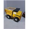 Image 2 : Porcelain "Dump Truck" Flower Pot, Canada Inspired Plush Toys
