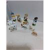 Image 2 : (8) Porcelain Ornaments, Vintage Tin
